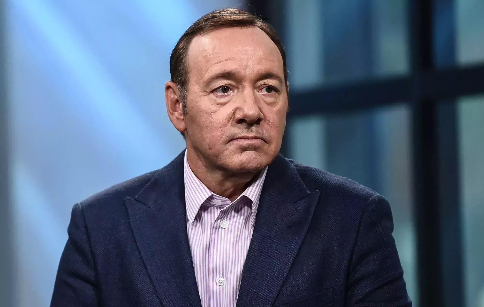 Kevin Spacey vende su casa de 5,6 millones de dólares a precio reducido para evitar la bancarrota