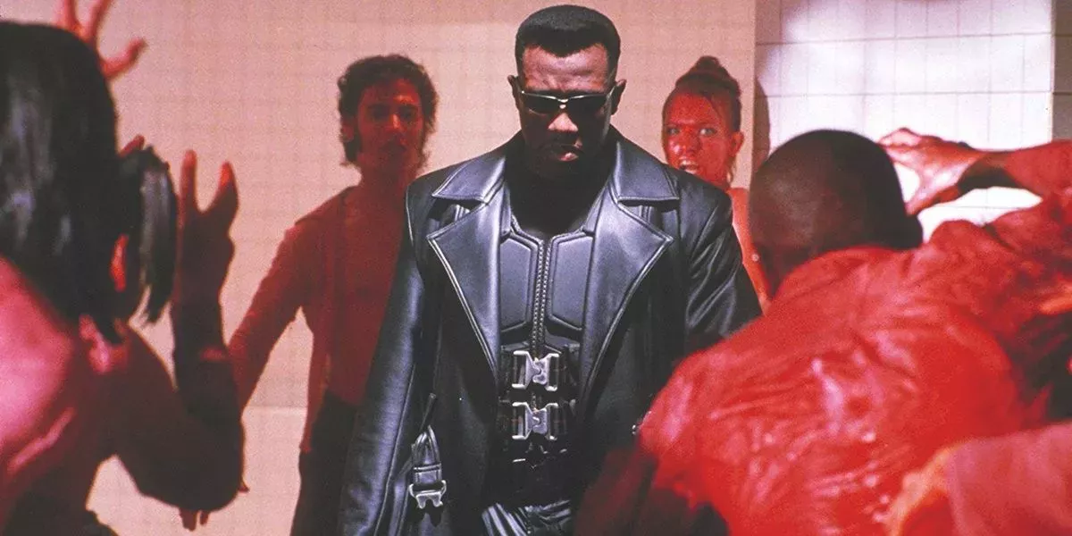 Blade (Wesley Snipes) walking through the vampire rave