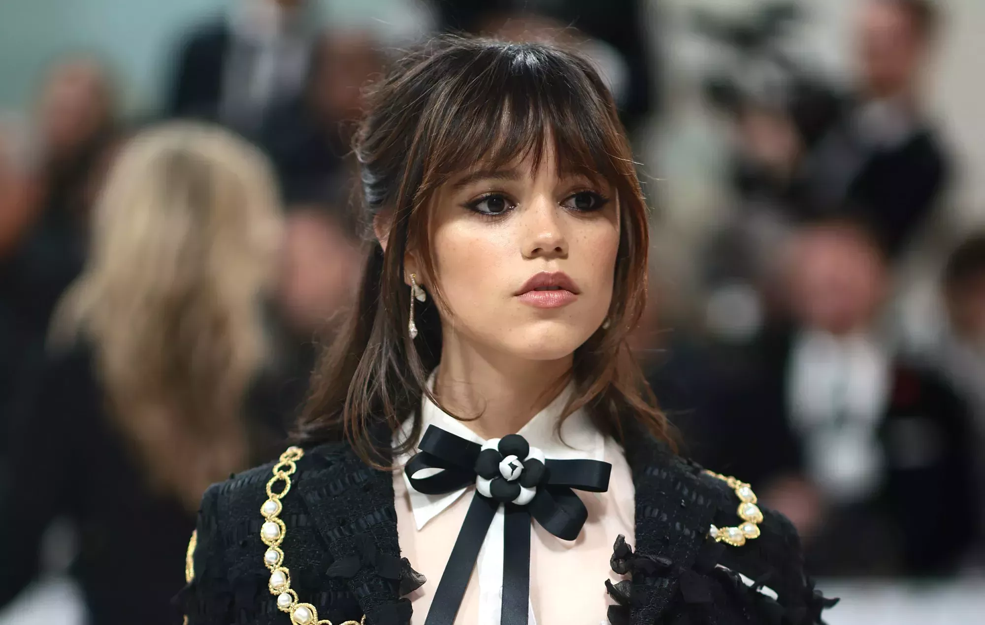 Jenna Ortega dice que aprender a tener la 