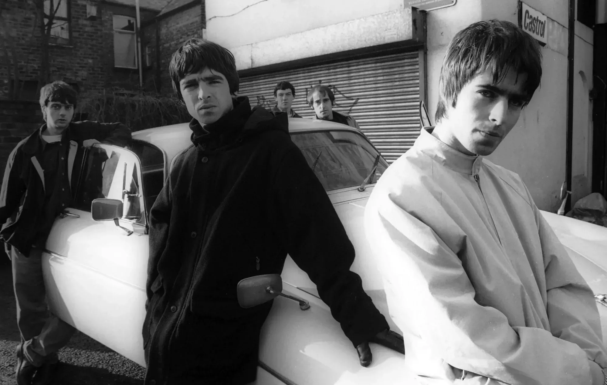 ¿Quién fue el primer batería de Oasis?