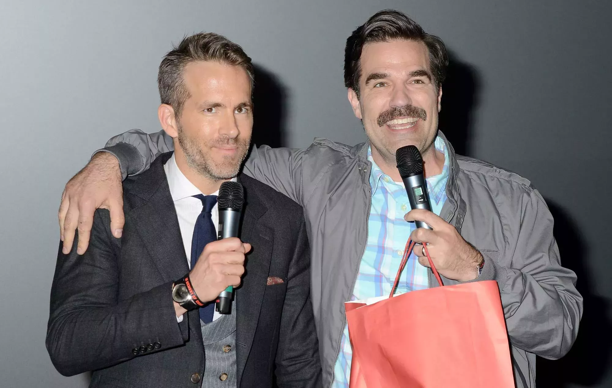 Ryan Reynolds añadió un homenaje al hijo fallecido de Rob Delaney al final de 'Deadpool y Lobezno'