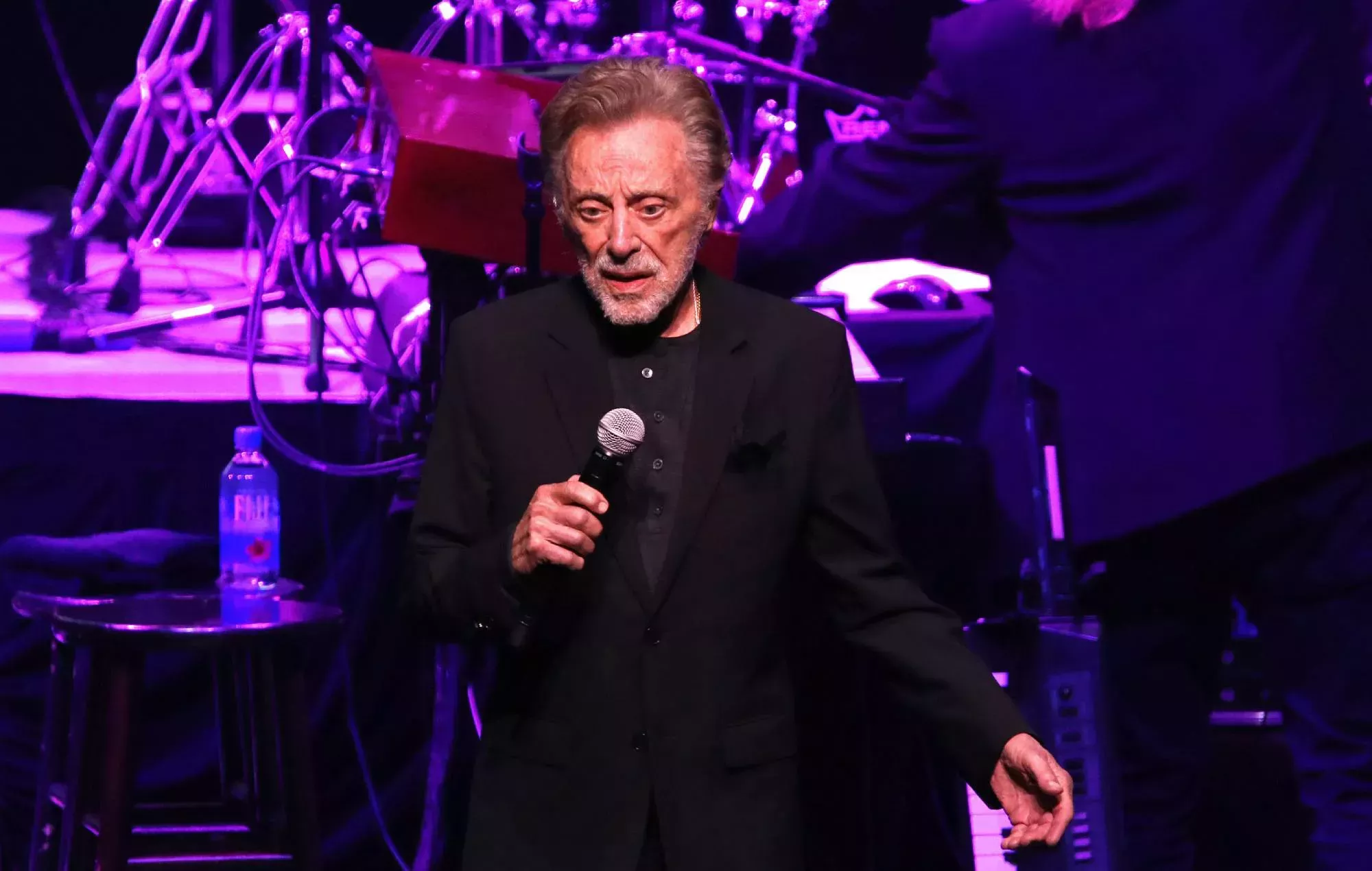 Los fans, preocupados tras hacerse virales unos vídeos de Frankie Valli haciendo playback