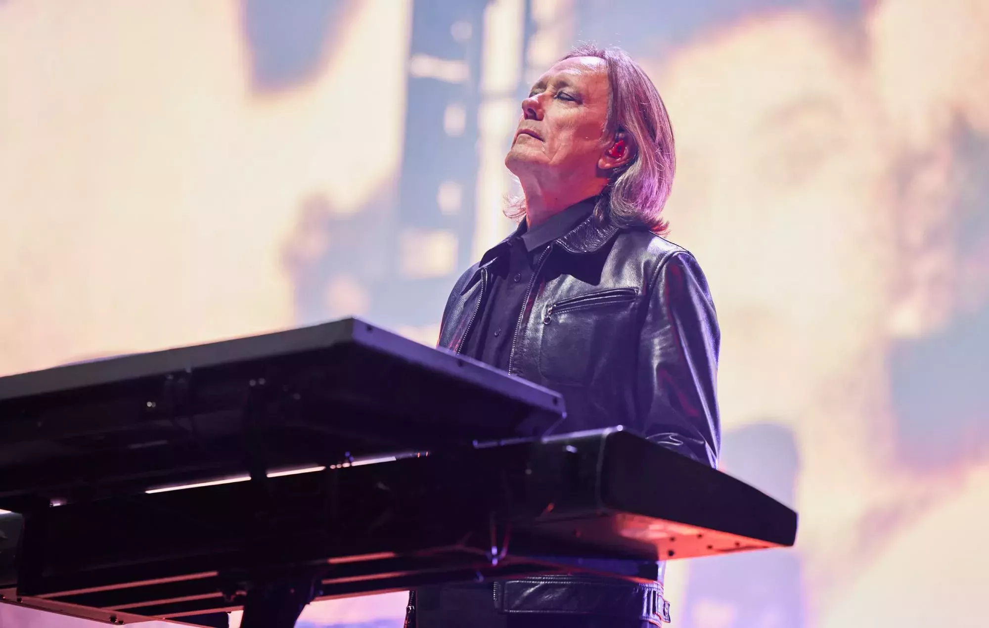 Roger O'Donnell, de The Cure, revela que le diagnosticaron cáncer