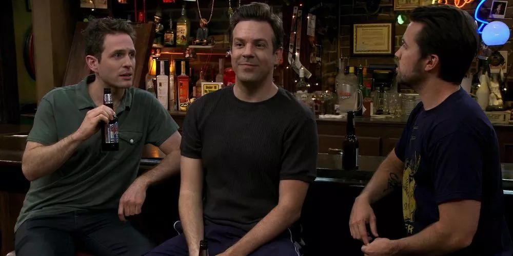 Jason Sudeikis in It's Always Sunny in Philadelphia with Mac and Dennis