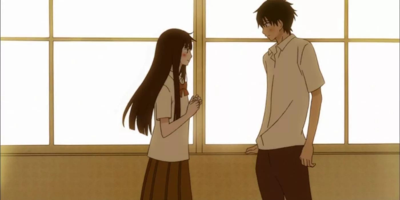 Sawako and Kazehaya in school in Kimi ni Todoke.