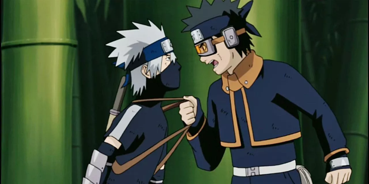 Obito grabbing Kakashi in Naruto