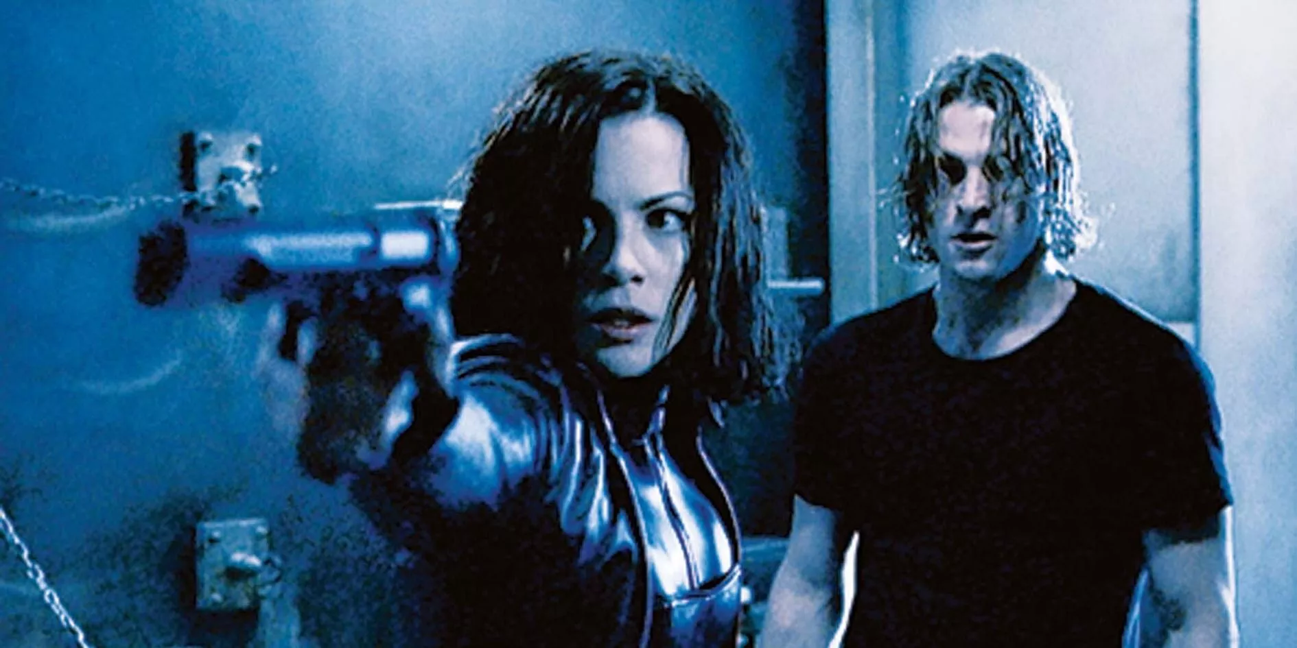 Kate Beckinsale and Scott Speedman in Underworld 2003