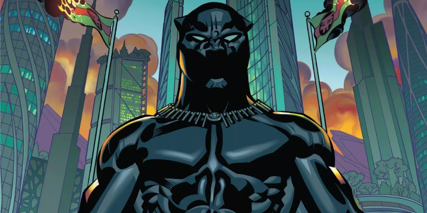 T'Challa como Black Panther con el paisaje urbano de Wakanda de fondo.