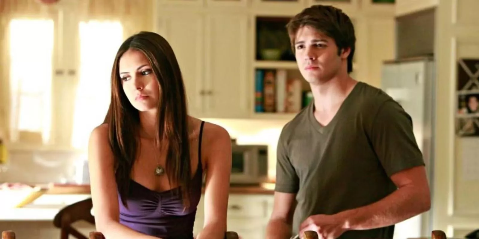 Elena and Jeremy in their home in The Vampire Diaries