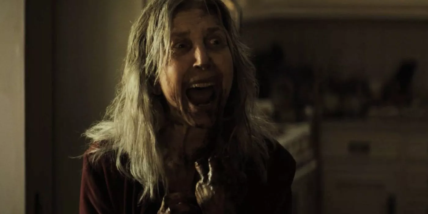 Faith (Lin Shaye) is possessed by The Grudge (2020).