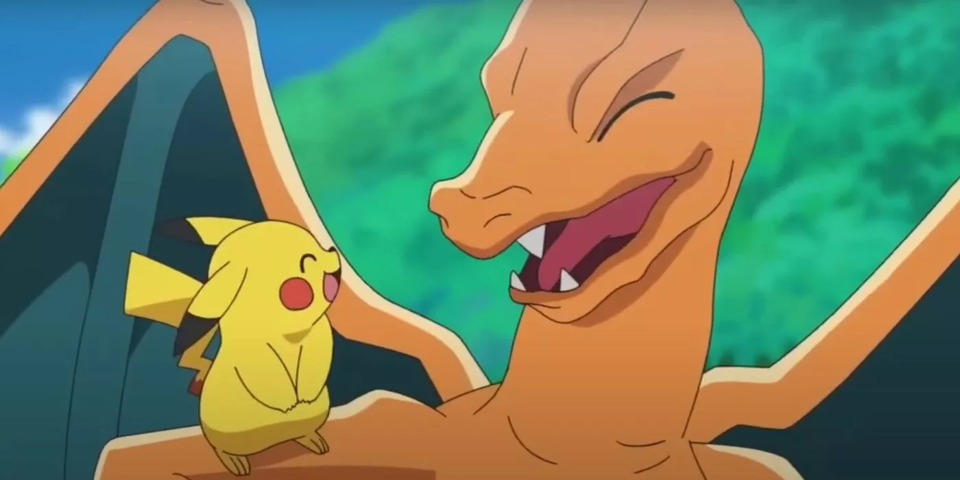 Pikachu alegremente se sienta sobre el hombro de Charizard