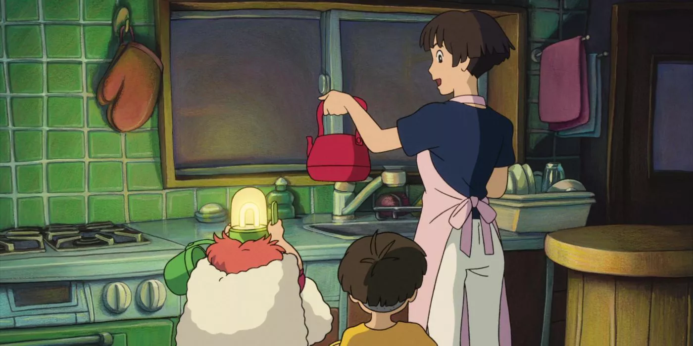 Lisa cocina mientras Ponyo y Sosuke sostienen una luz para ella en Ponyo