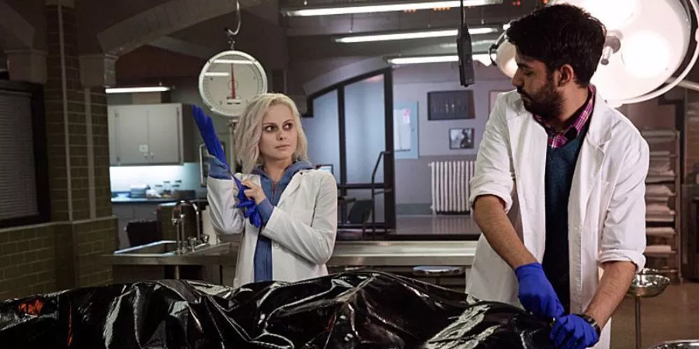 Liv Moore talking with Ravi Chakrabarti in iZombie show