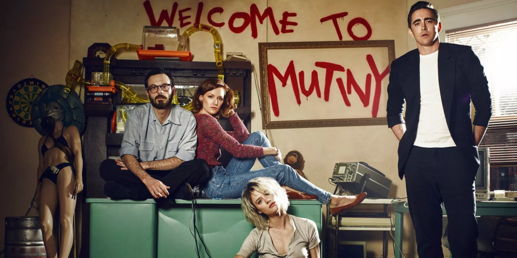 Gordon, Donna, Cameron and Joe pose in Halt and Catch Fire