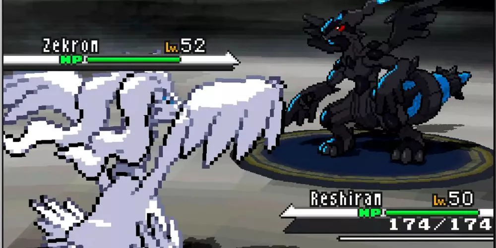 Reshiram y Zekrom se enfrentan en Pokémon Black and White.