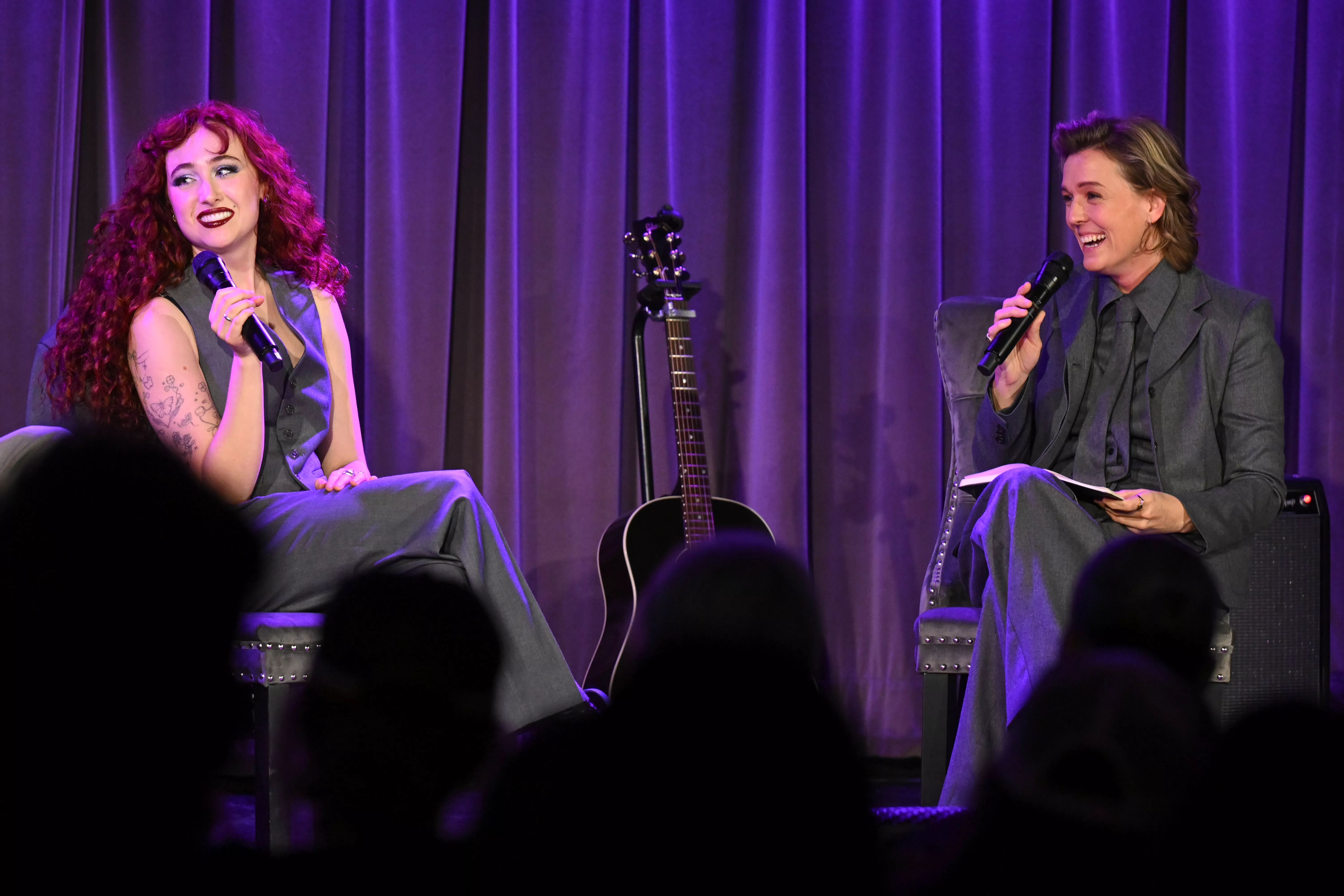 Una Clase Magistral con Chappell Roan y Dan Nigro, Conducida por Brandi Carlile, Revela Secretos de un Debut Brillante en el Museo Grammy