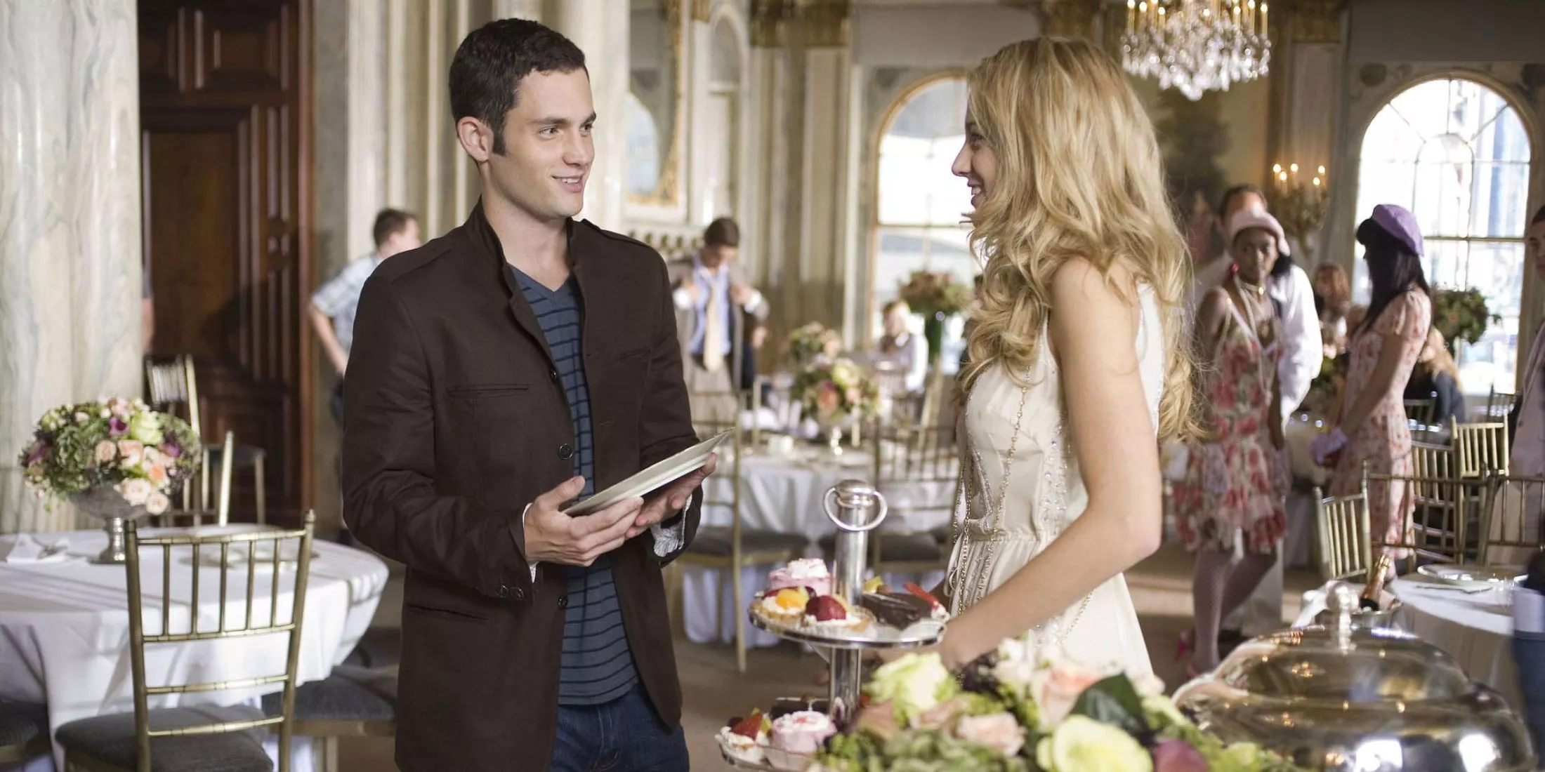 Dan and Serena talk in "The Wild Brunch" Gossip Girl episode.