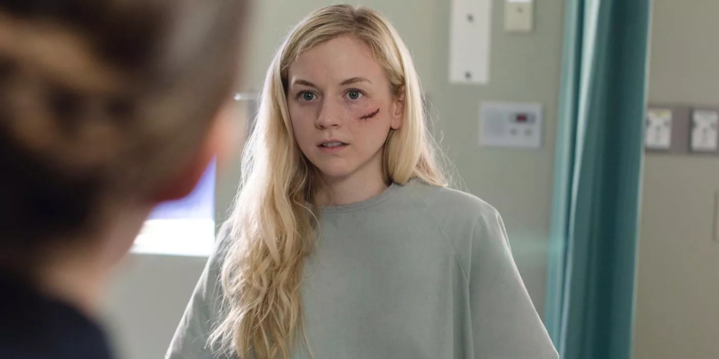 Emily Kinney star as Beth Greene in a hospital on The Walking Dead