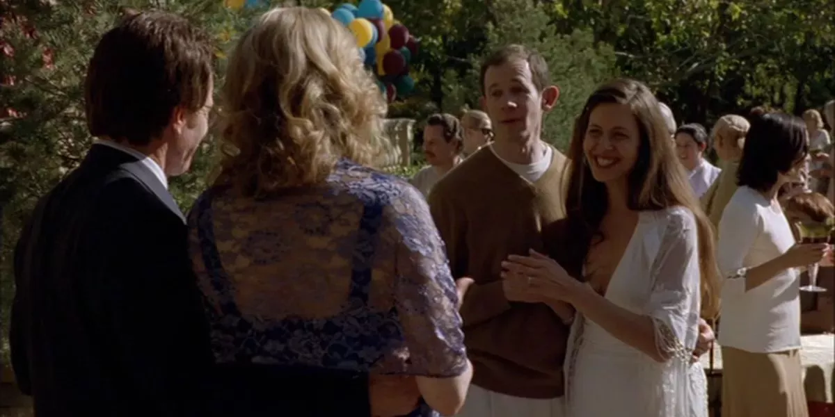 Walter y Skyler están con Elliott y Gretchen en una fiesta de Breaking Bad.