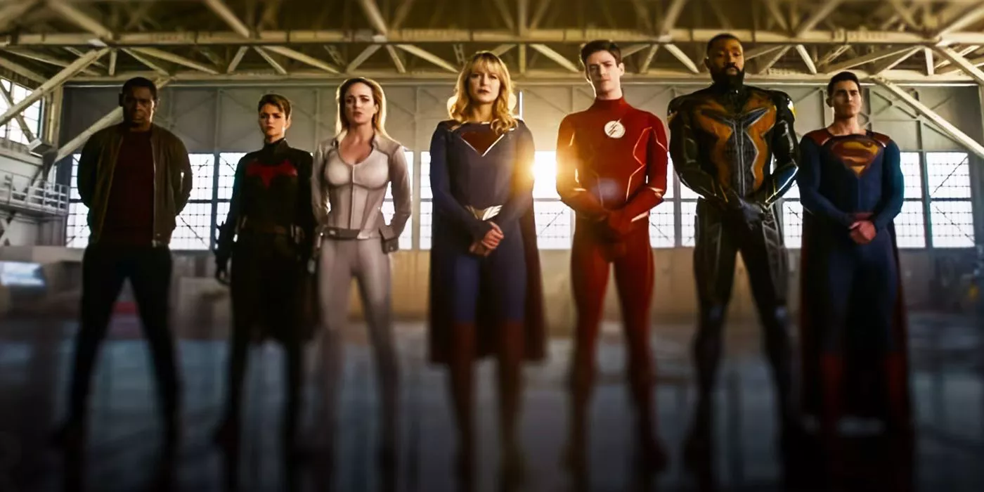 La Liga de la Justicia del Arrowverse posando en Crisis en Tierras Infinitas