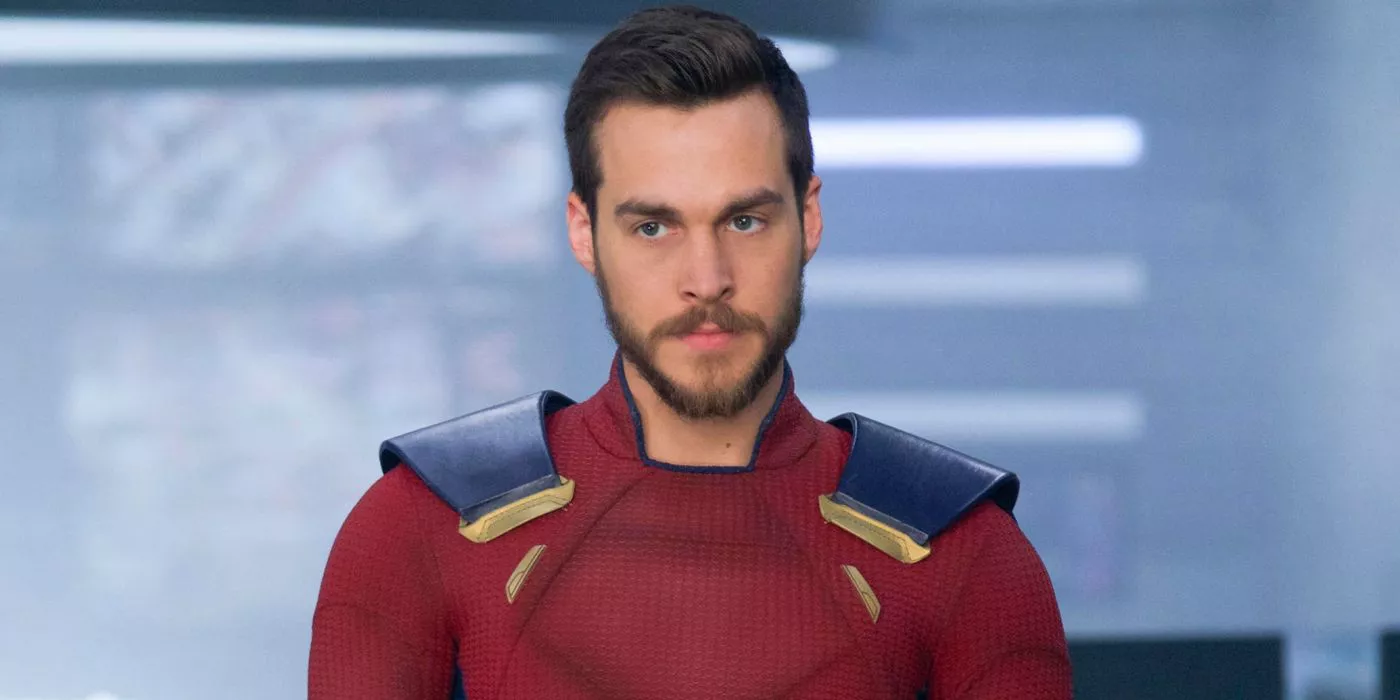 Mon-El (Chris Wood) se prepara en la Temporada 3 de Supergirl