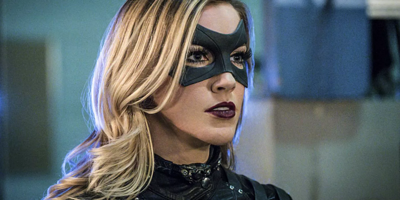 Katie Cassidy como Laurel Lance/Black Canary en Arrow