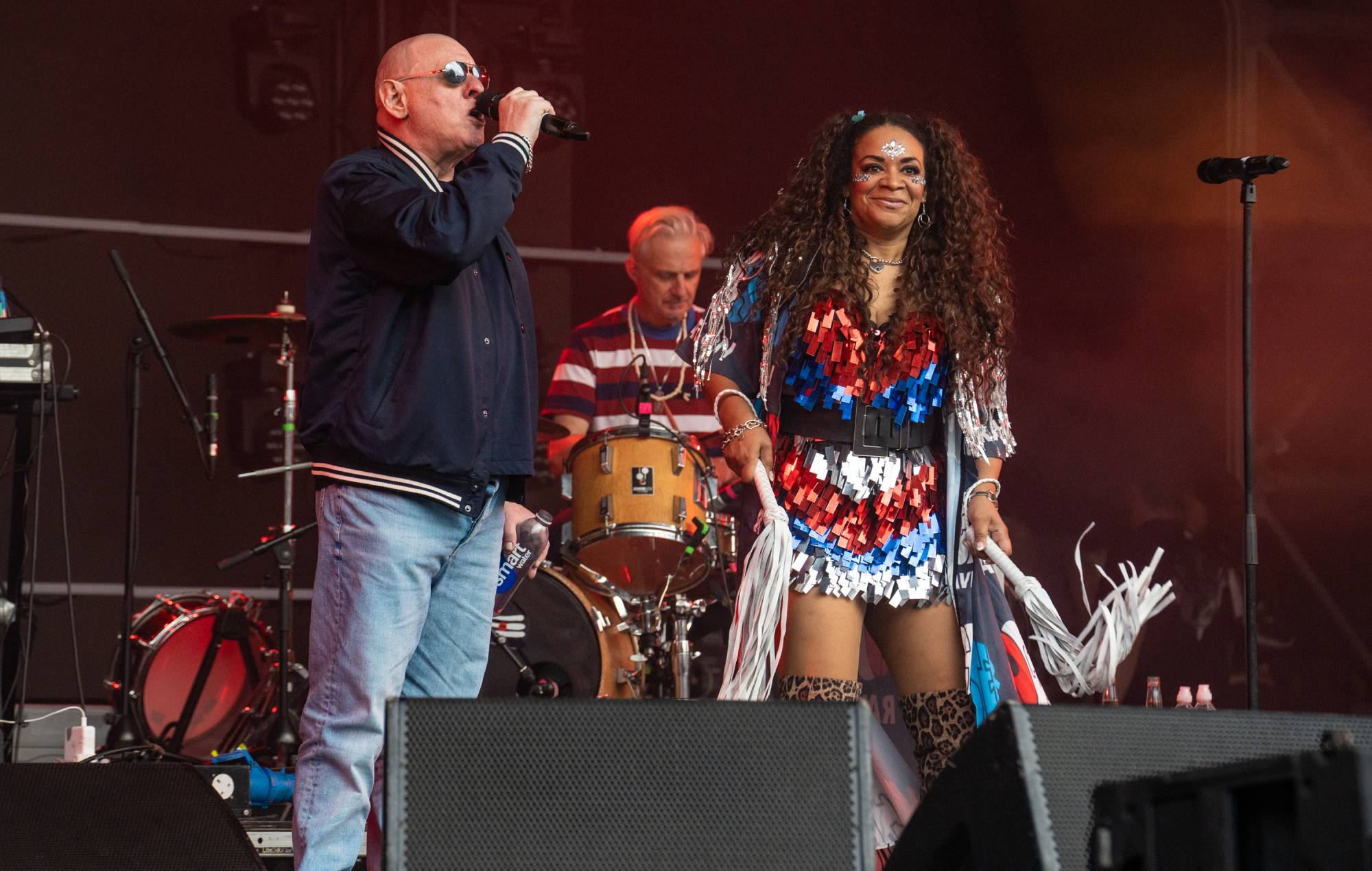 Happy Mondays se separan de Rowetta tras 34 años