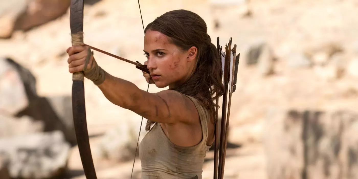 La adaptación de videojuegos de Alicia Vikander con 52% en Rotten Tomatoes ya está disponible gratis