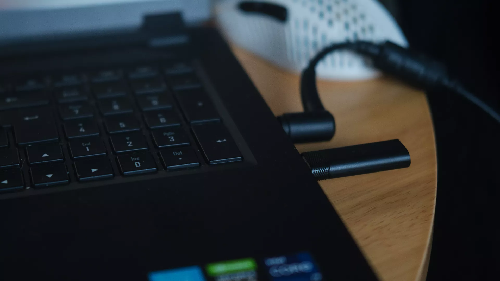 He estado usando los Corsair Void Wireless V2 este mes y esto es lo que ofrecen