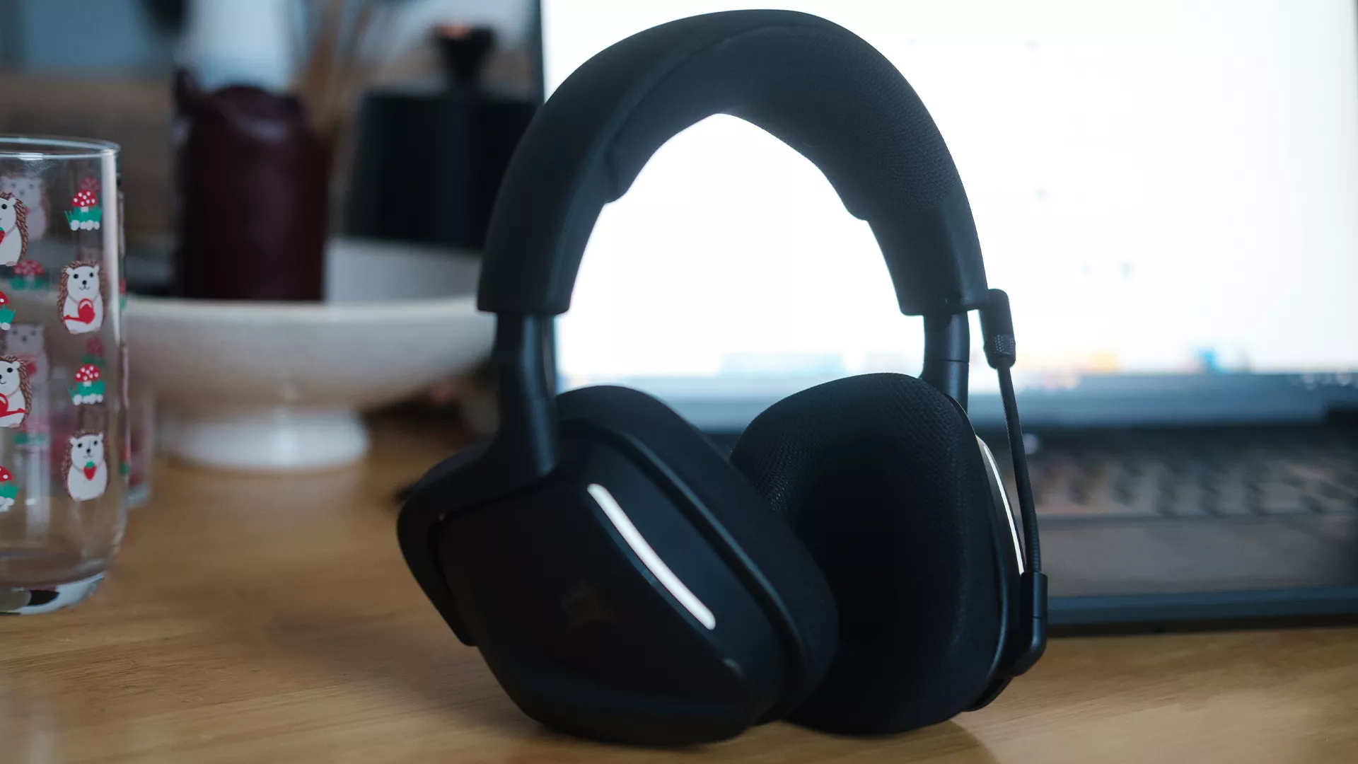 He estado usando los Corsair Void Wireless V2 este mes y esto es lo que ofrecen