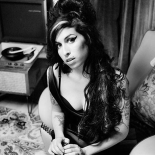 Back To Black de Amy Winehouse, el álbum más vendido del siglo en Reino Unido